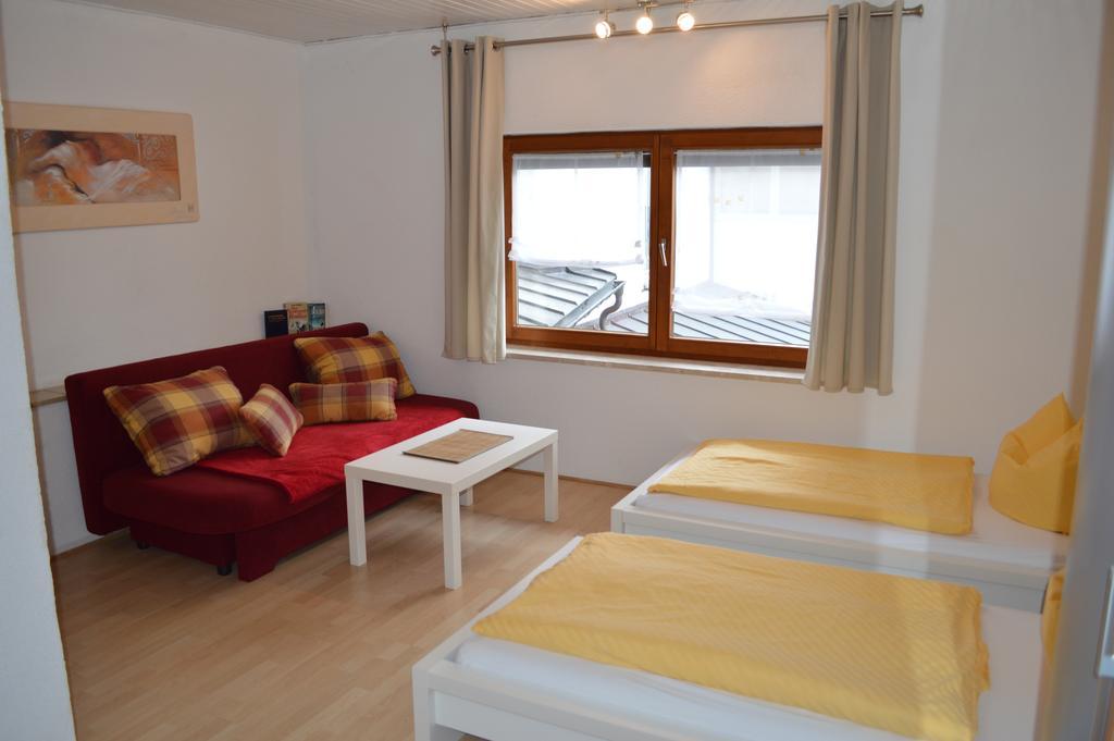Burgauer Hof Apartment Luaran gambar